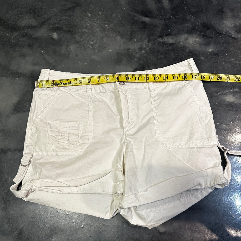 2 Vintag Fashion Bug Khaki shorts - Picture 6 of 7